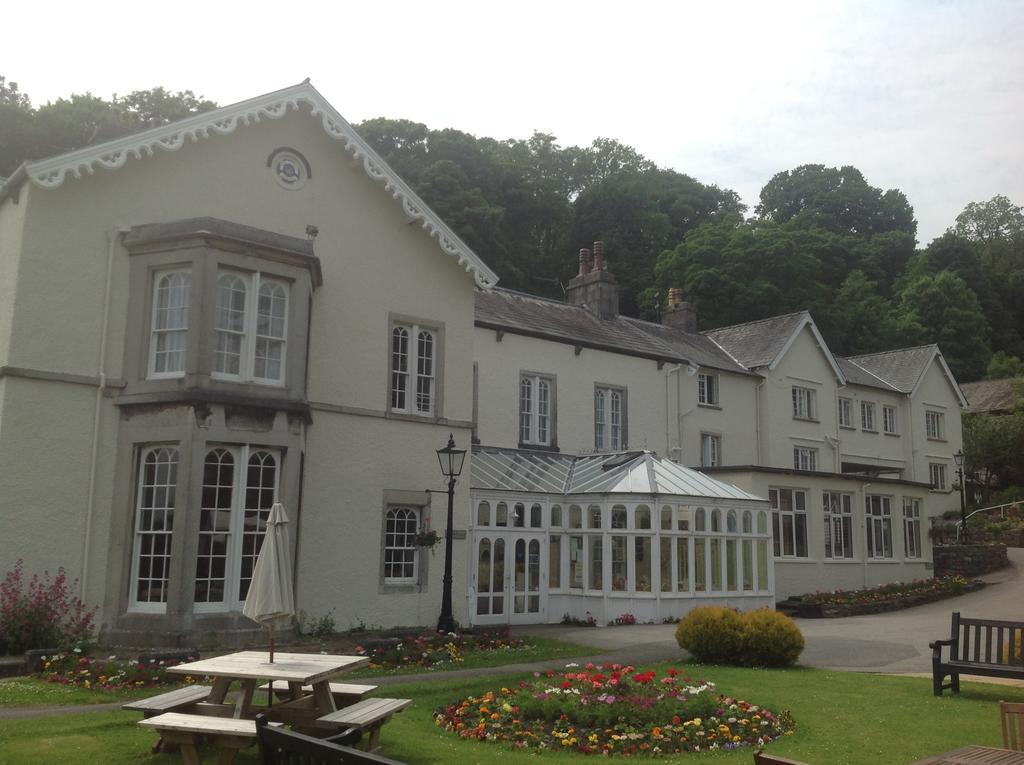 Lambert Manor Hotel Grange-over-Sands Extérieur photo